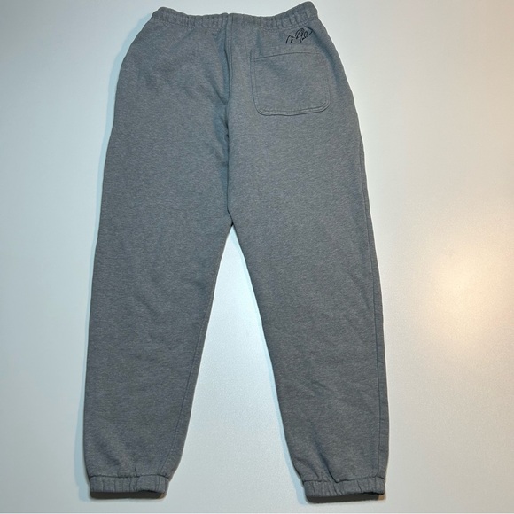Jordan Essentials Fleece Joggers Men’s Carbon Heather Grey - Picture 2 of 8